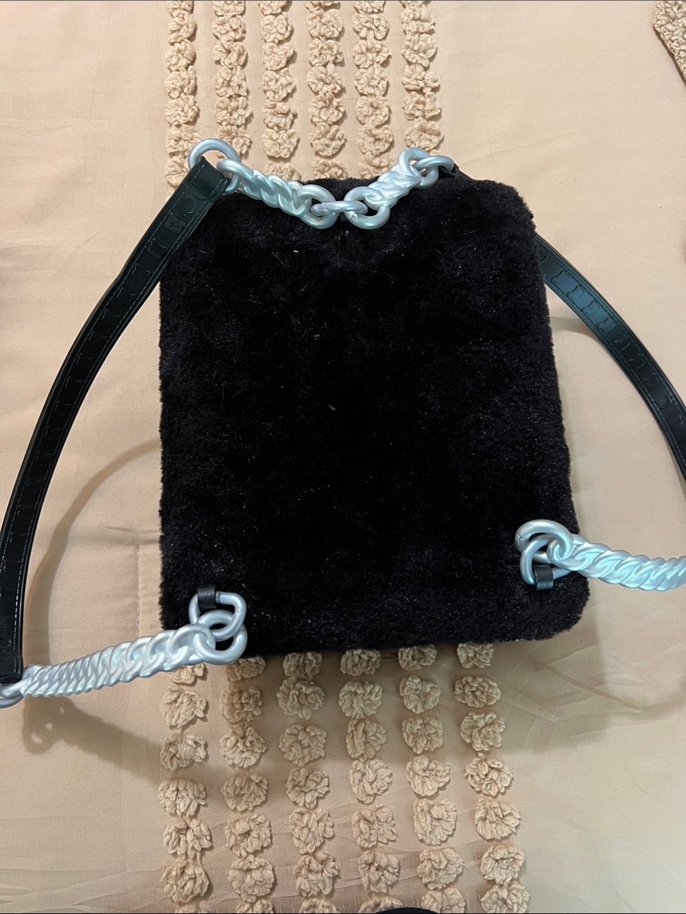 Black Plush Cat Crossbody Bag with Green Eyes - - Picture 4 of 6